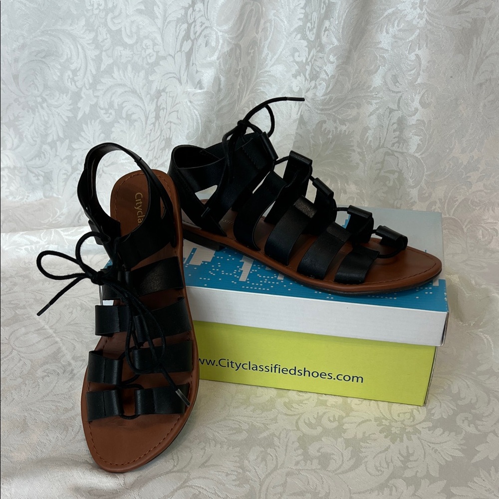 City Classified Black Gladiator Sandals